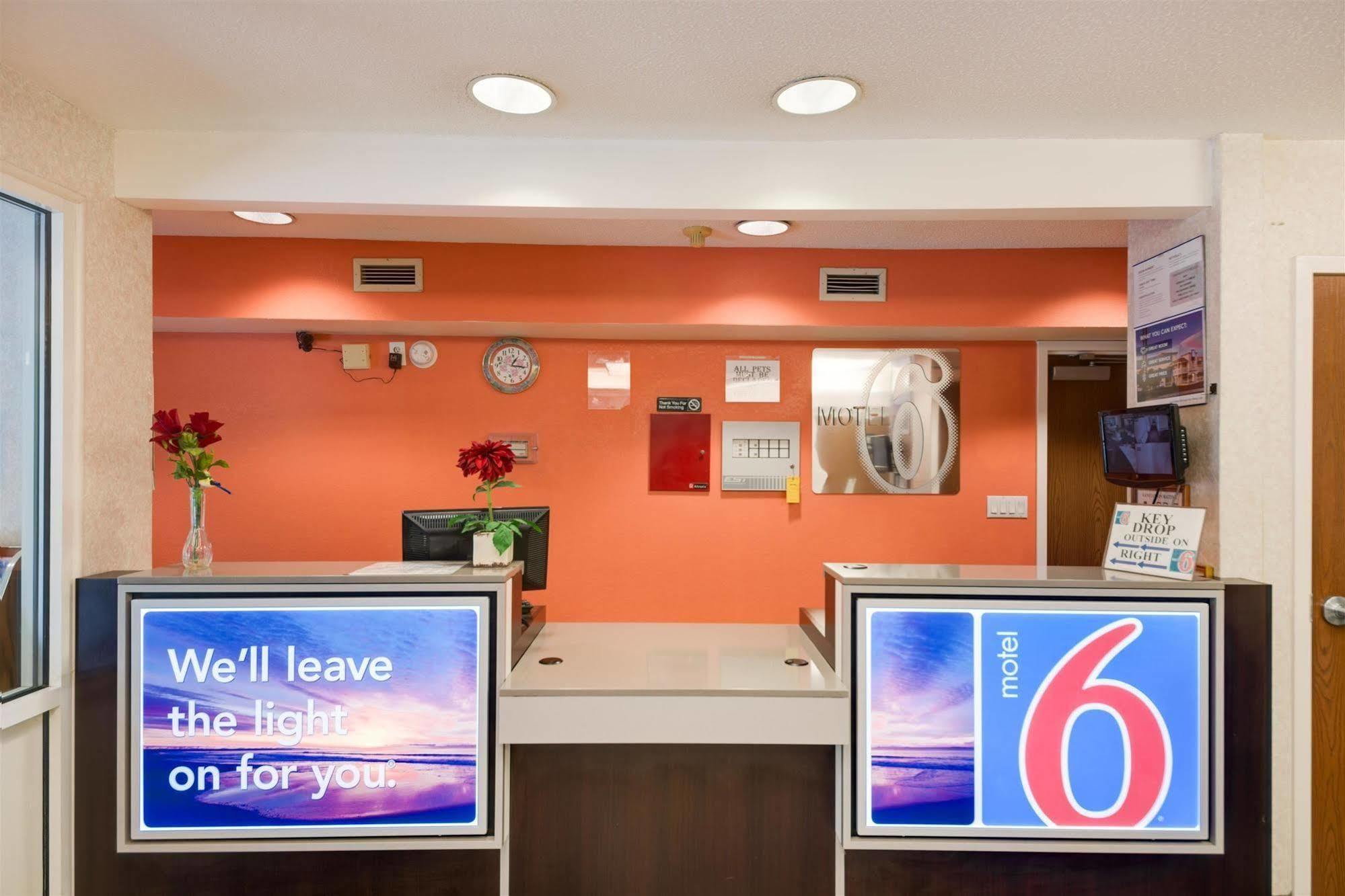 Motel 6-Statesville, NC Buitenkant foto